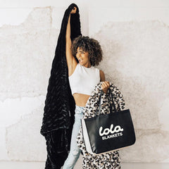 Lola Blankets Gift Bag